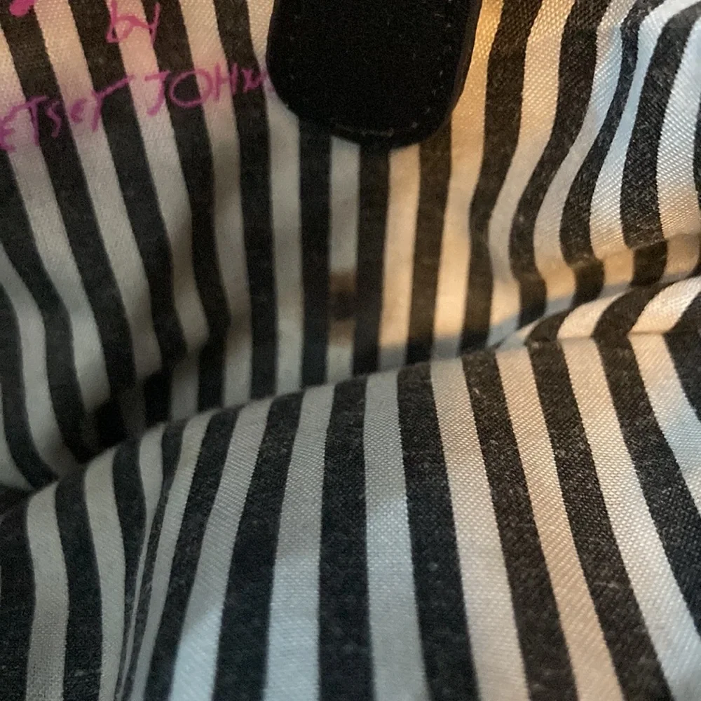 Luv Betsey by Betsy Johnson. Chic Black and Cream Quilted Shoulder Bag - Picture 8 of 8